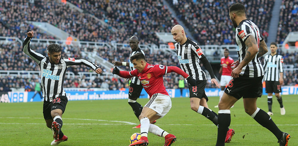 铜墙铁壁！纽卡后防线贡献三次门线解围