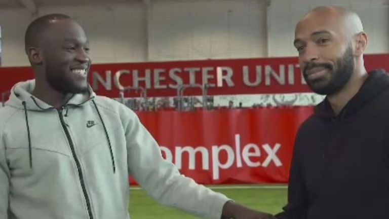 卢卡库：穆帅将我视作球场上的中士，球队利益是最重要的