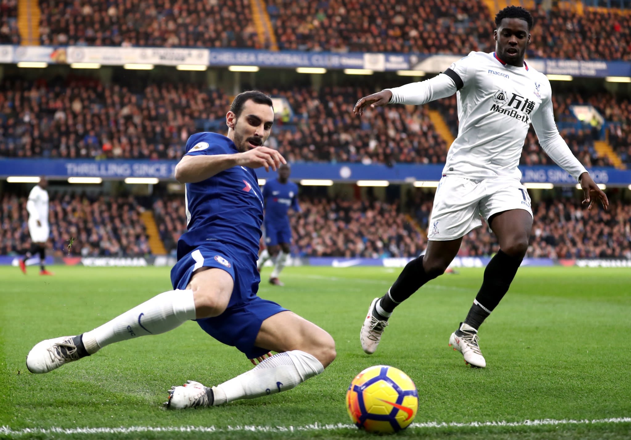 GIF：凯利自摆乌龙，<a href=https://www.310bf.com/tags-%E5%88%87%E5%B0%94%E8%A5%BF-0.html target=_blank class=infotextkey>切尔西</a>扩大<a href=http://bf.310bf.net target=_blank class=infotextkey>比分</a>