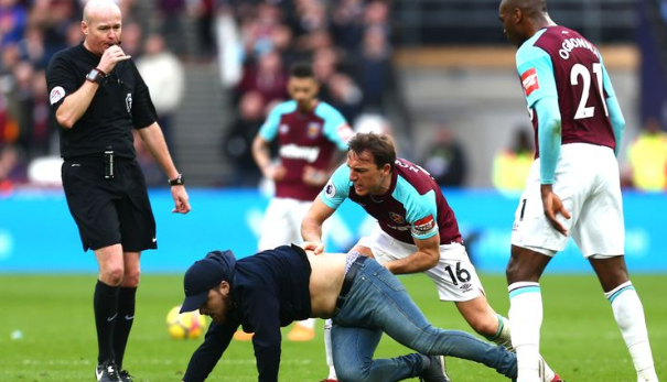 西汉姆联球迷骚乱，英足总宣布将调查这一事件