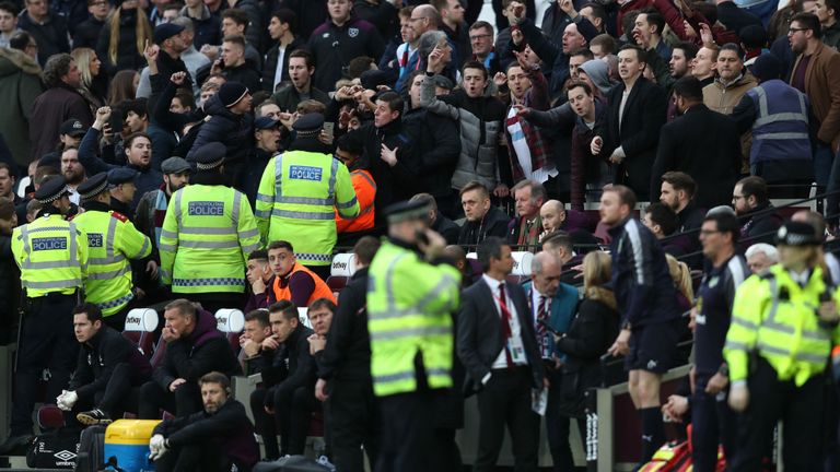 西汉姆联声明：闹事球迷将遭到终身禁赛处罚