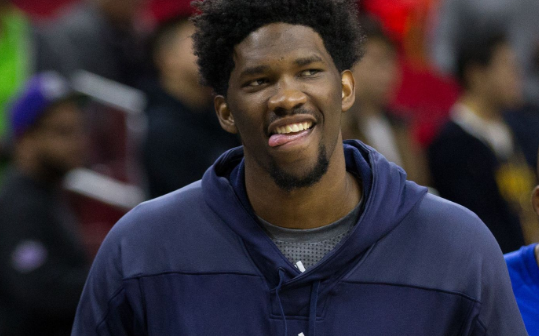 NBA将恩比德与篮网比赛的篮板数调整为20个