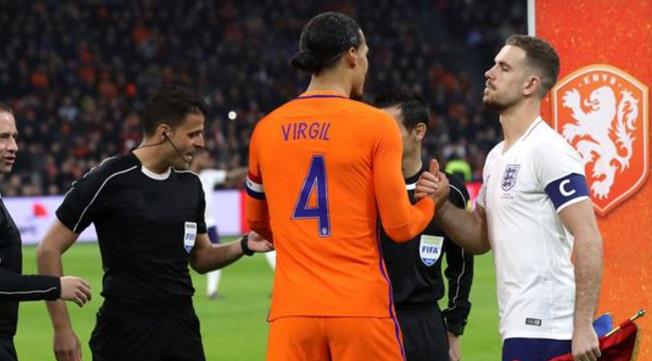 克洛普：范戴克很优秀，但亨德森仍是队长