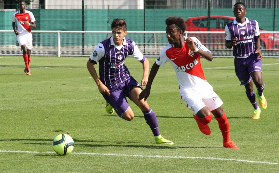 队报：利物浦有意摩纳哥17岁攻击型中场科菲