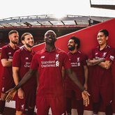 官方：利物浦发布2018/19赛季主场球衣