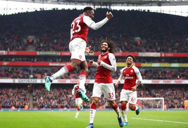 埃尔内尼：有个球迷曾打开我车门跳上我车