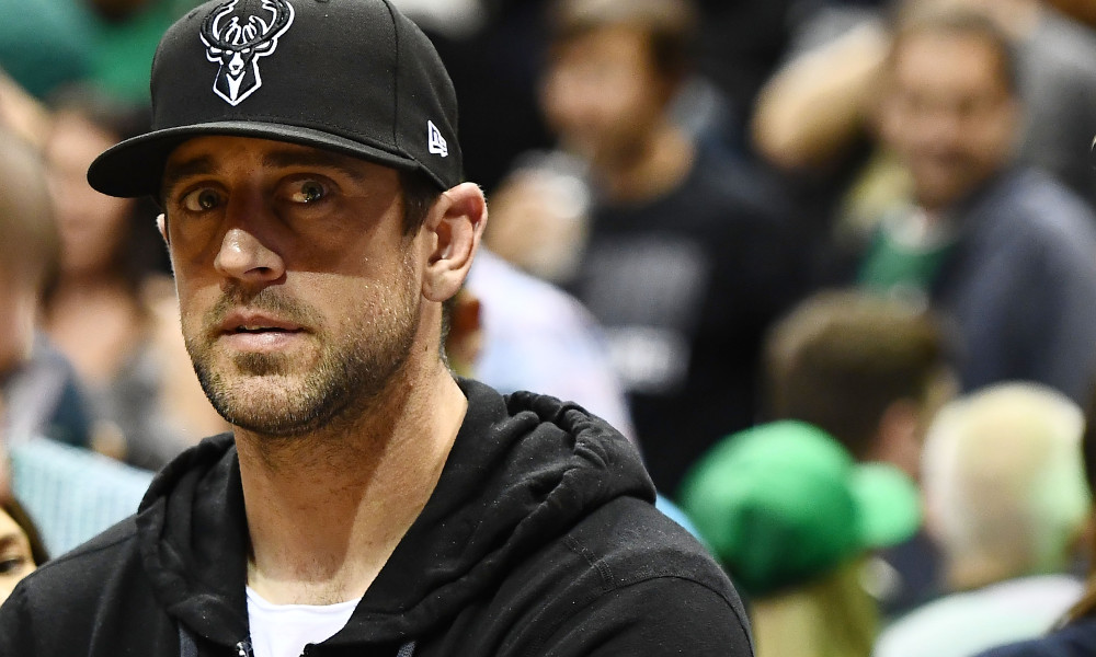 四分卫阿隆-罗杰斯成为nba雄鹿队小股东