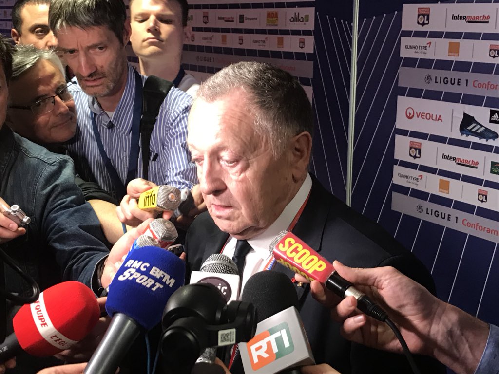 里昂主席：未与利物浦联系，希望费基尔明年随队踢欧冠