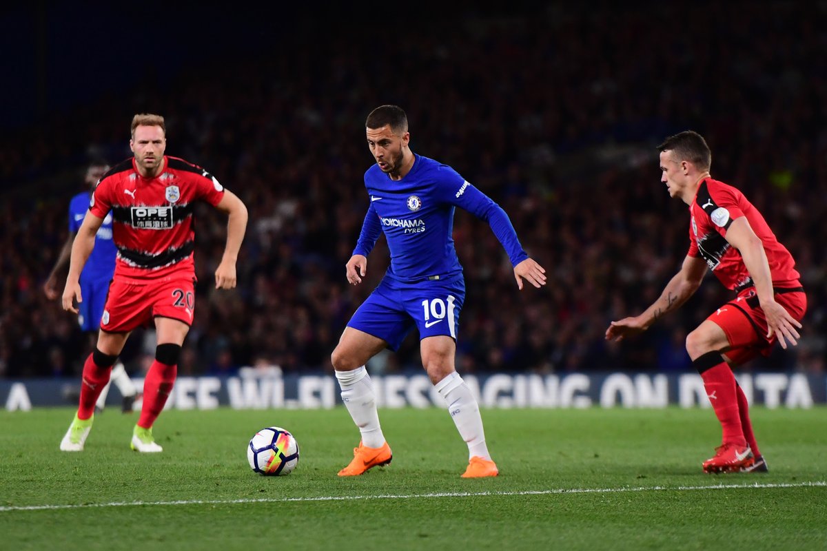 GIF：<a href=https://www.310bf.com/tags-%E5%88%87%E5%B0%94%E8%A5%BF-0.html target=_blank class=infotextkey>切尔西</a>禁区内猛攻，五次射门全部被挡出