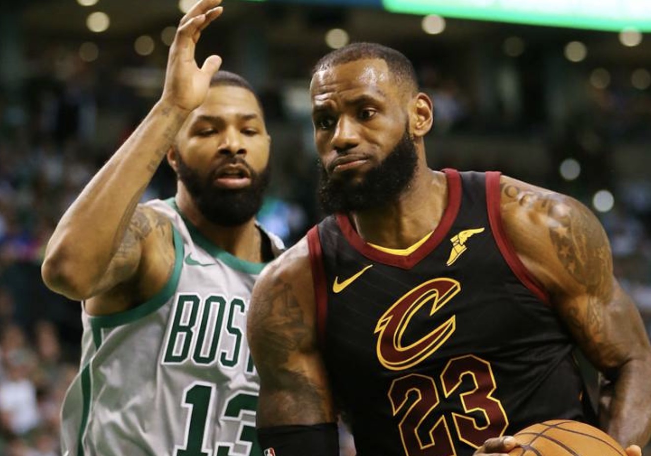 詹姆斯季后赛总盖帽数追平埃尔文-海耶斯,升至