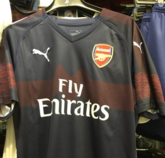 阿森纳新赛季客场球衣谍照传出，网友评论：糟糕透顶