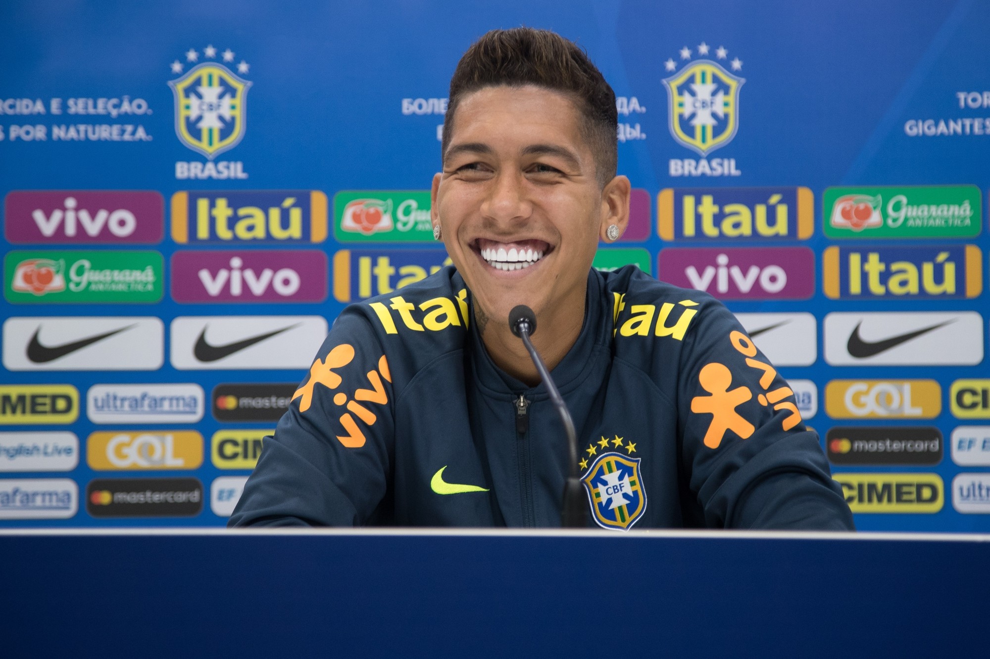 菲尔米诺：拉莫斯这么说很蠢，阿利松问了我利物浦如何