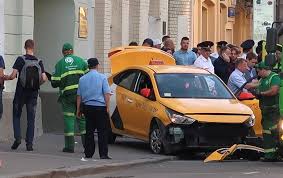 莫斯科撞人出租司机认罪，称因害怕被人群殴打而逃跑