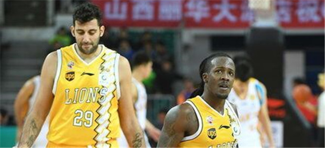 广厦官宣:球队正式续约福特森和博洛西斯
