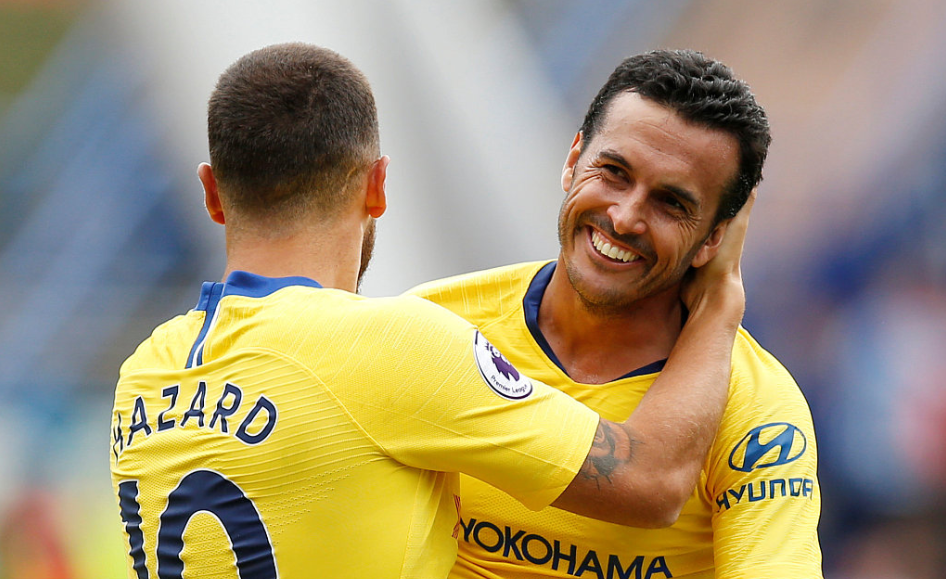 GIF：阿扎尔一条龙助攻，佩德罗挑射一剑封喉