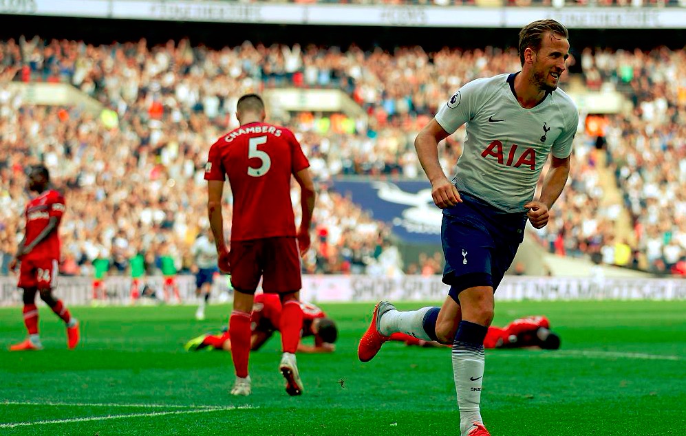 GIF：打破8月球荒！凯恩接拉梅拉助攻小角度破门