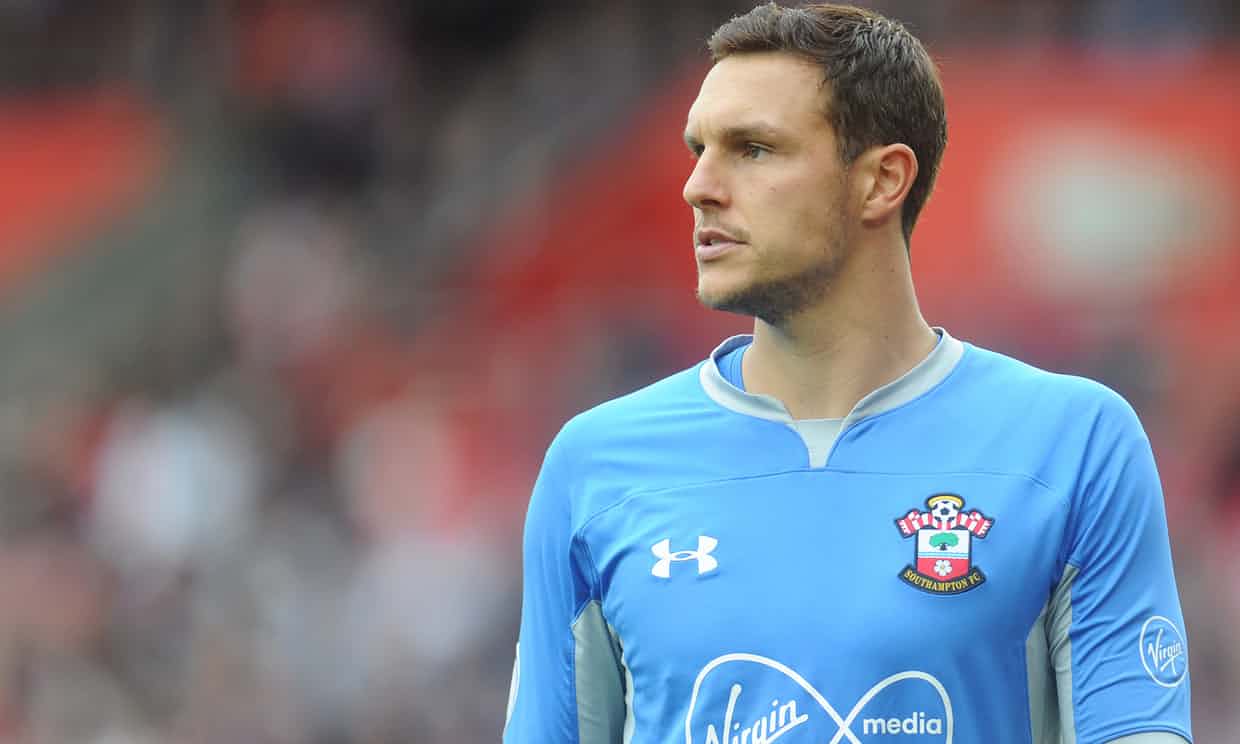 卫报：因波普受伤，索斯盖特将现场考察南安普顿门将麦卡锡