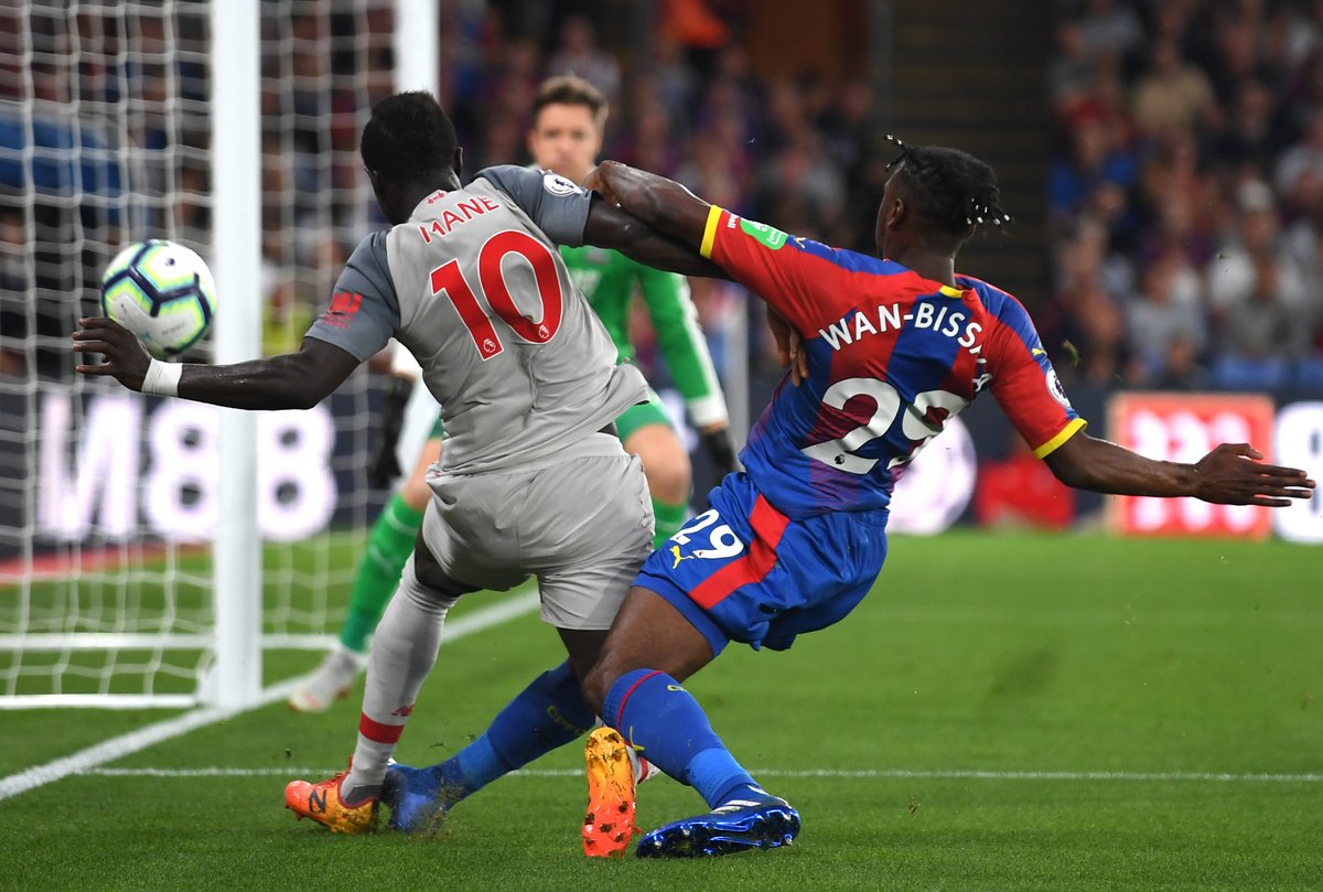 GIF：萨拉赫助攻马内破门，利物浦锁定胜局