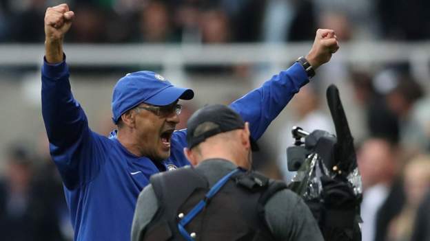 萨里：从来没见过贝尼特斯的球队踢五后卫