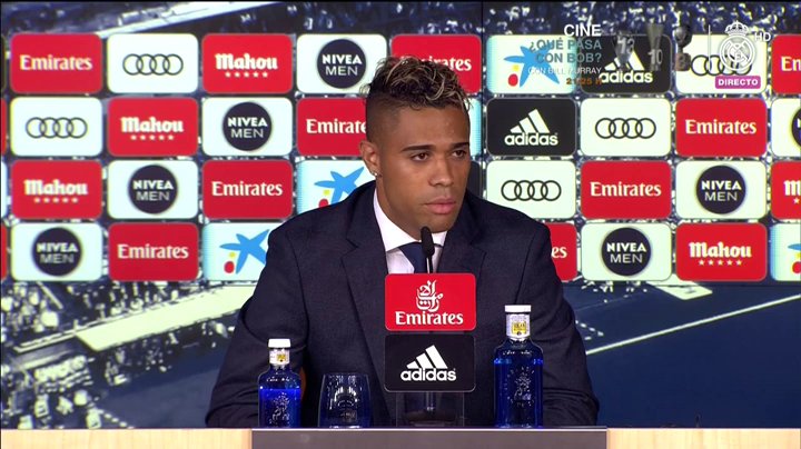Mariano: I am proud to be wearing the No. 7 jersey worn by Butragueno.