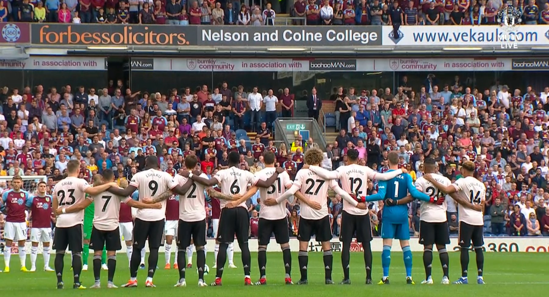 粉红了解一下？<a href=https://www.310bf.com/tags-%E6%9B%BC%E8%81%94-0.html target=_blank class=infotextkey>曼联</a>本赛季首次身着第三客场球衣