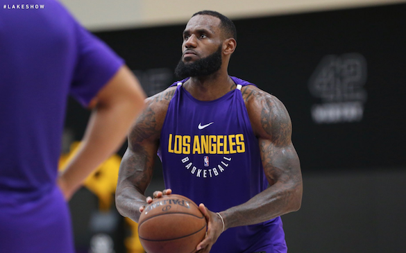 湖人记者分享詹姆斯训练趣事:你最好准备好接