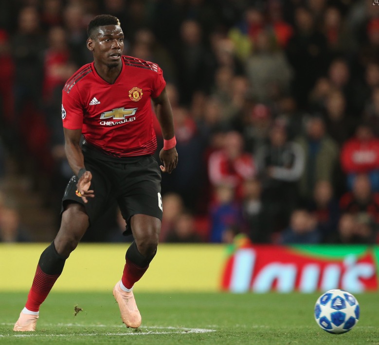 博格巴发推：让我们继续团结战斗!