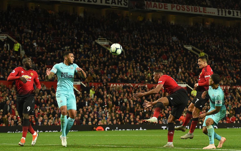 GIF：这里是梦剧场，桑切斯头球贡献绝杀