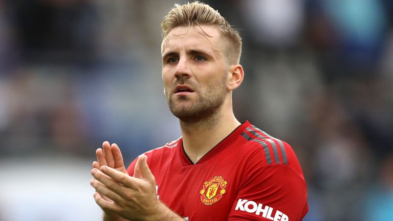 官方：卢克-肖退出10月英格兰队，莱斯特城后卫奇尔韦尔入替