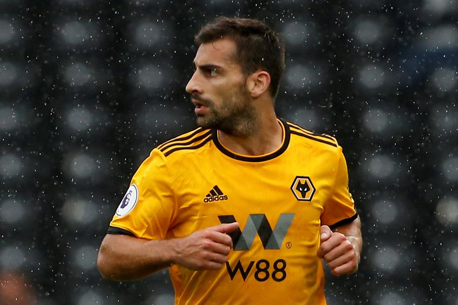 官方：西班牙后卫琼尼由于妻子分娩将推迟到国家队报到