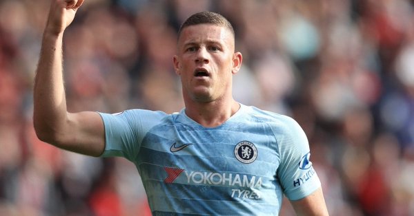 阿扎尔：巴克利可以成为世界最佳中场之一