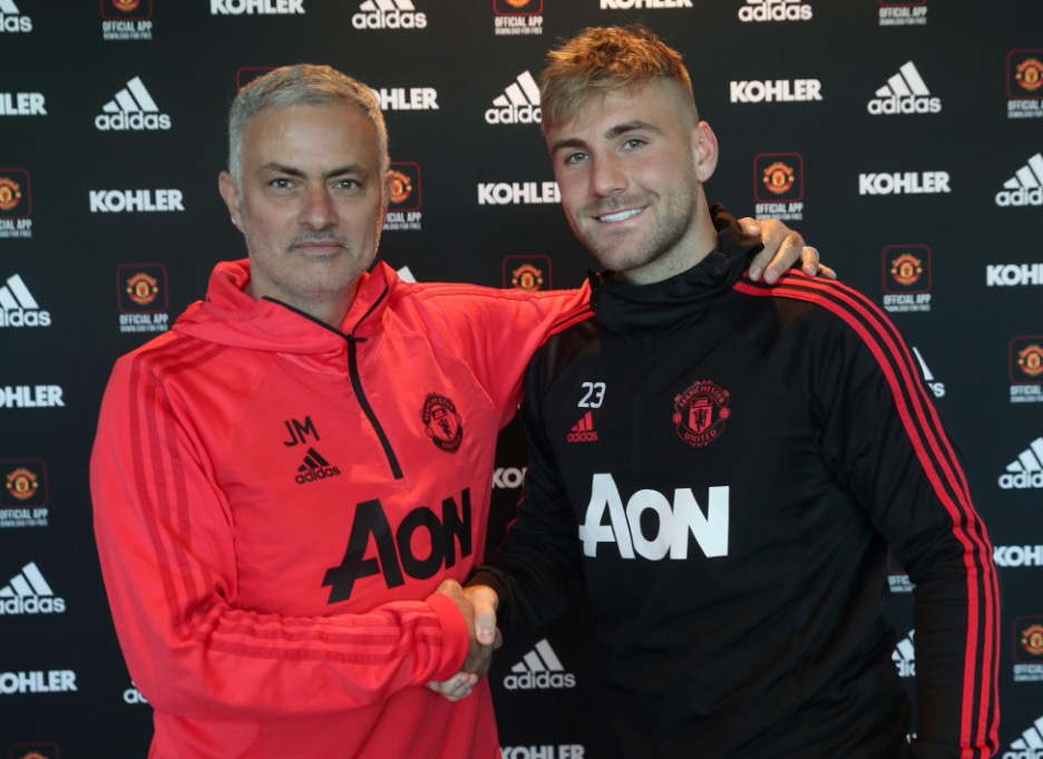 穆里尼奥：肖完全配得上这份合同，他懂得进步的过程