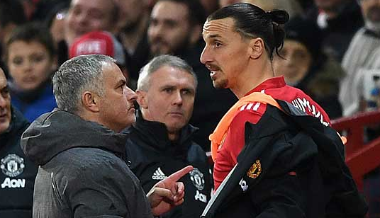 伊布：穆帅应继续做自己，有些人批评他纯粹因嫉妒