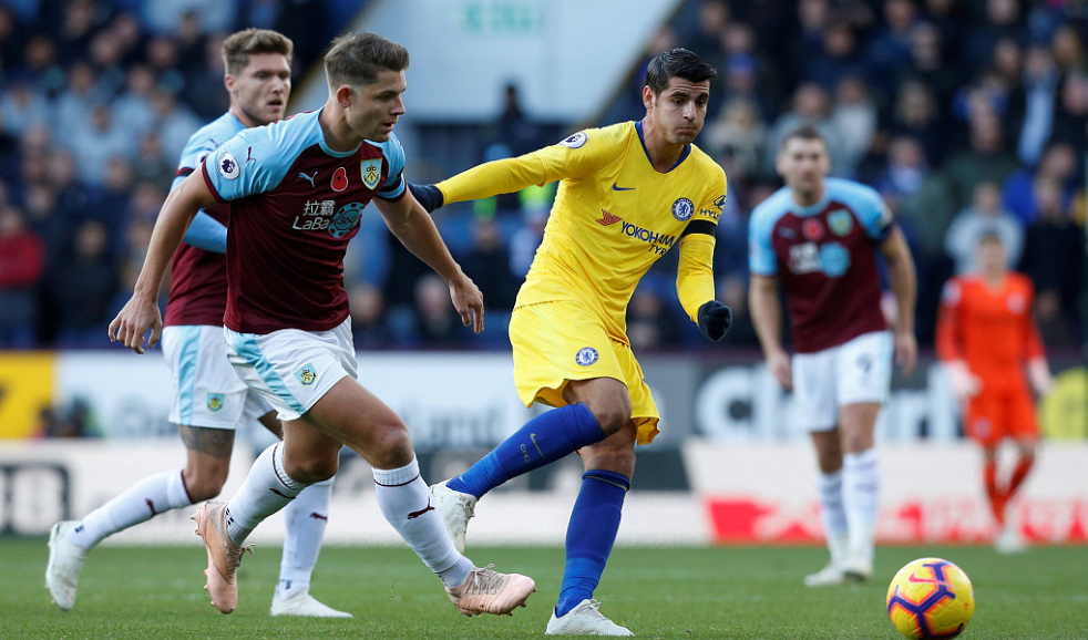 GIF：巴克利助攻，莫拉塔捅射首开纪录