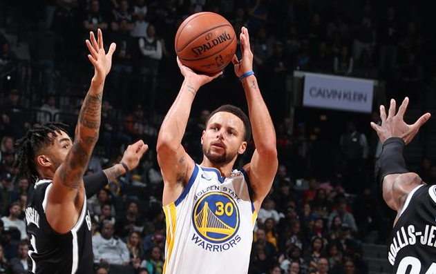 [视频]致命三分!库里对篮网砍35+7+3集锦