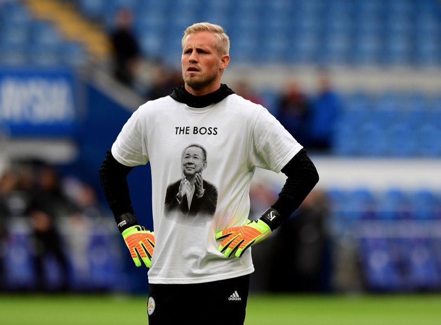 致哀，莱斯特城球员穿上印有维猜头像的T恤