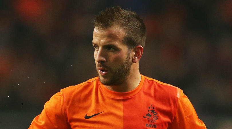 荷兰球星拉斐尔-范德法特宣布退役