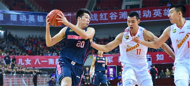 任骏飞砍33分创个人生涯新高