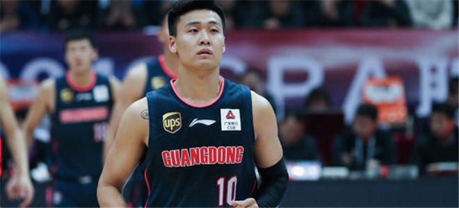赵睿左脚脚踝扭伤，预计将缺阵2-3周时间