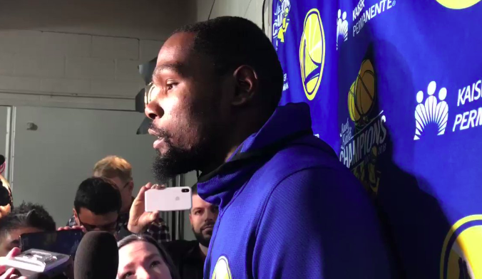 KD：库里手感火热时，我会精挑细选自己的投篮
