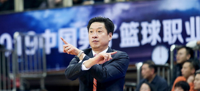 [老李选领带]回到广东地界，要票的人太多了