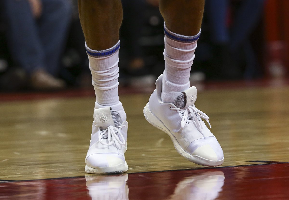 今平时规赛上脚球鞋一览:哈登上脚Harden Vol.3