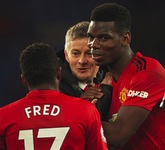 镜报：曼联计划在夏窗任命新帅，只允许在冬窗租借球员