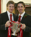 索肖调侃内维尔：若带队成绩不佳，他不会让我轻松执教的