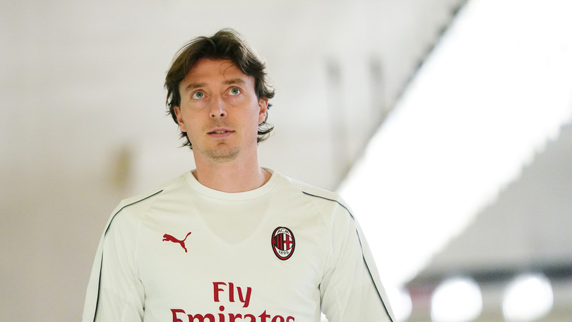 毫无出场机会但蒙托利沃不愿意在1月份离开米兰