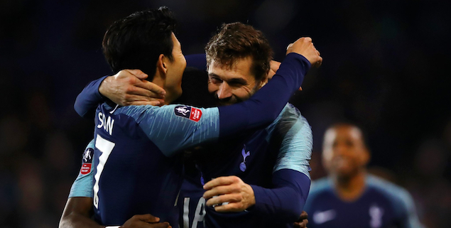 足总杯：略伦特戴帽孙兴慜一射两传，热刺7-0狂胜晋级