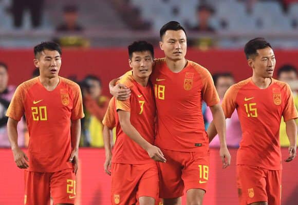 国足出线赔率降至20赔1，但头名晋级赔率高达1赔6