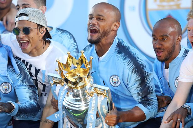 镜报：由于孔帕尼的易伤体质，曼城在考虑是否与他续约