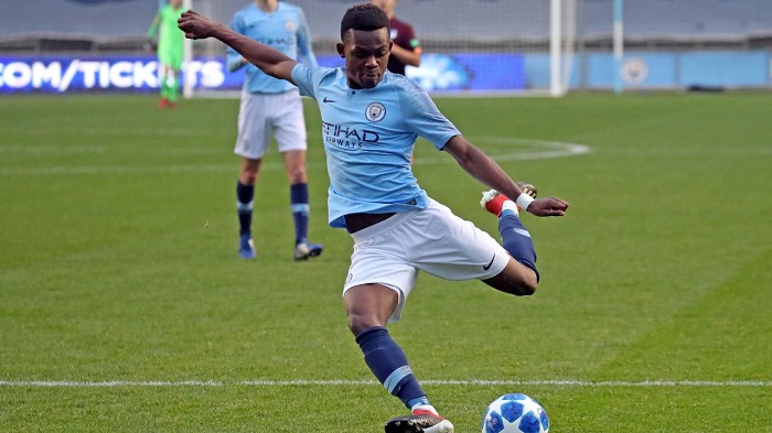 图片报：沙尔克与曼城小将达成一致，转会费还未谈拢