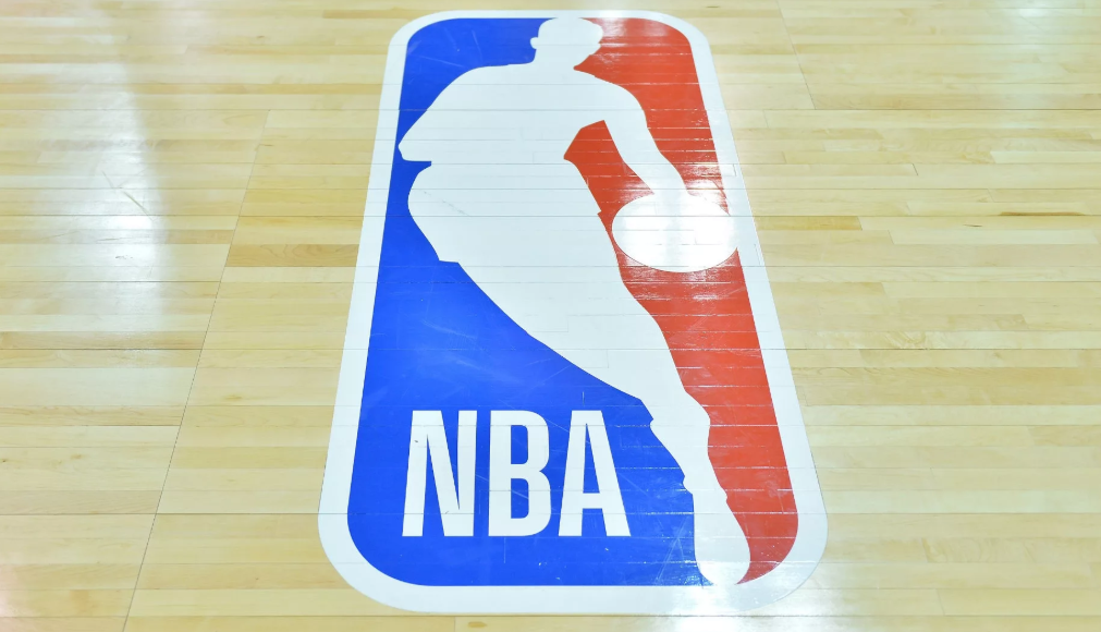 今日伤情更新:亚当斯对阵魔术出战成疑_NBA新